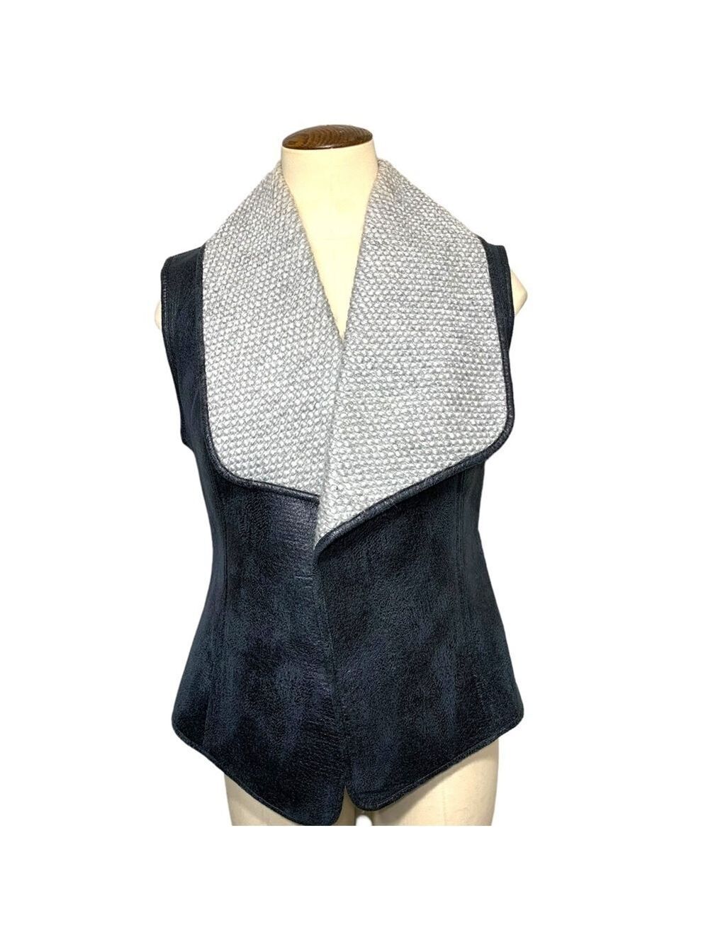Rw&CO Vest Sz M Black Pu Leather Gray Knit Collar Wool Blend Sleeveless Jacket